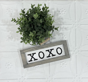 XOXO *